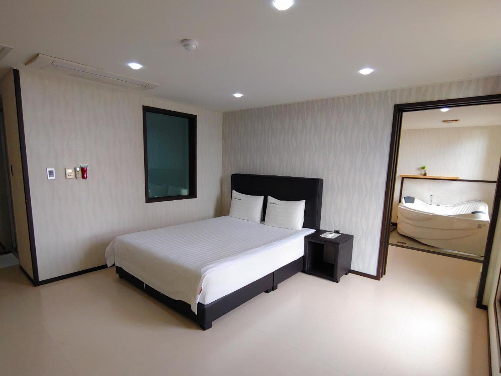 Hotel Rhangju Seogwipo Bagian luar foto