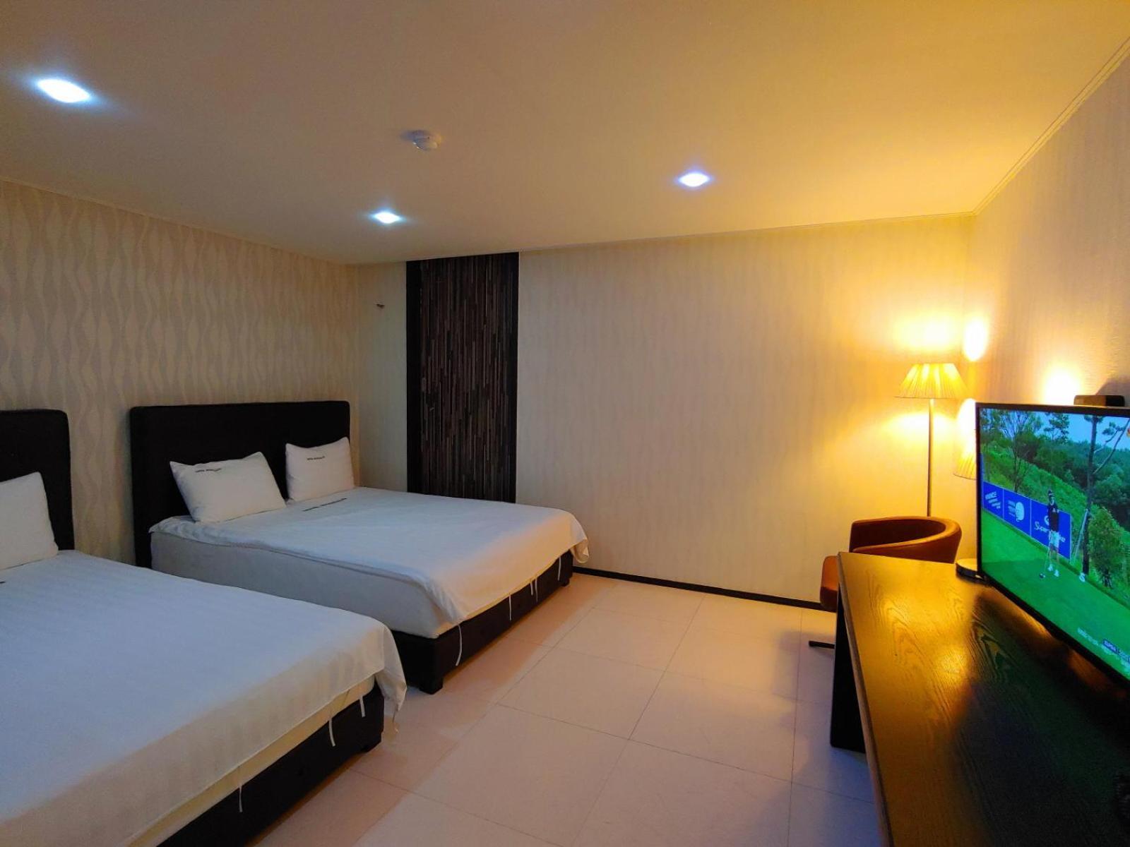 Hotel Rhangju Seogwipo Bagian luar foto