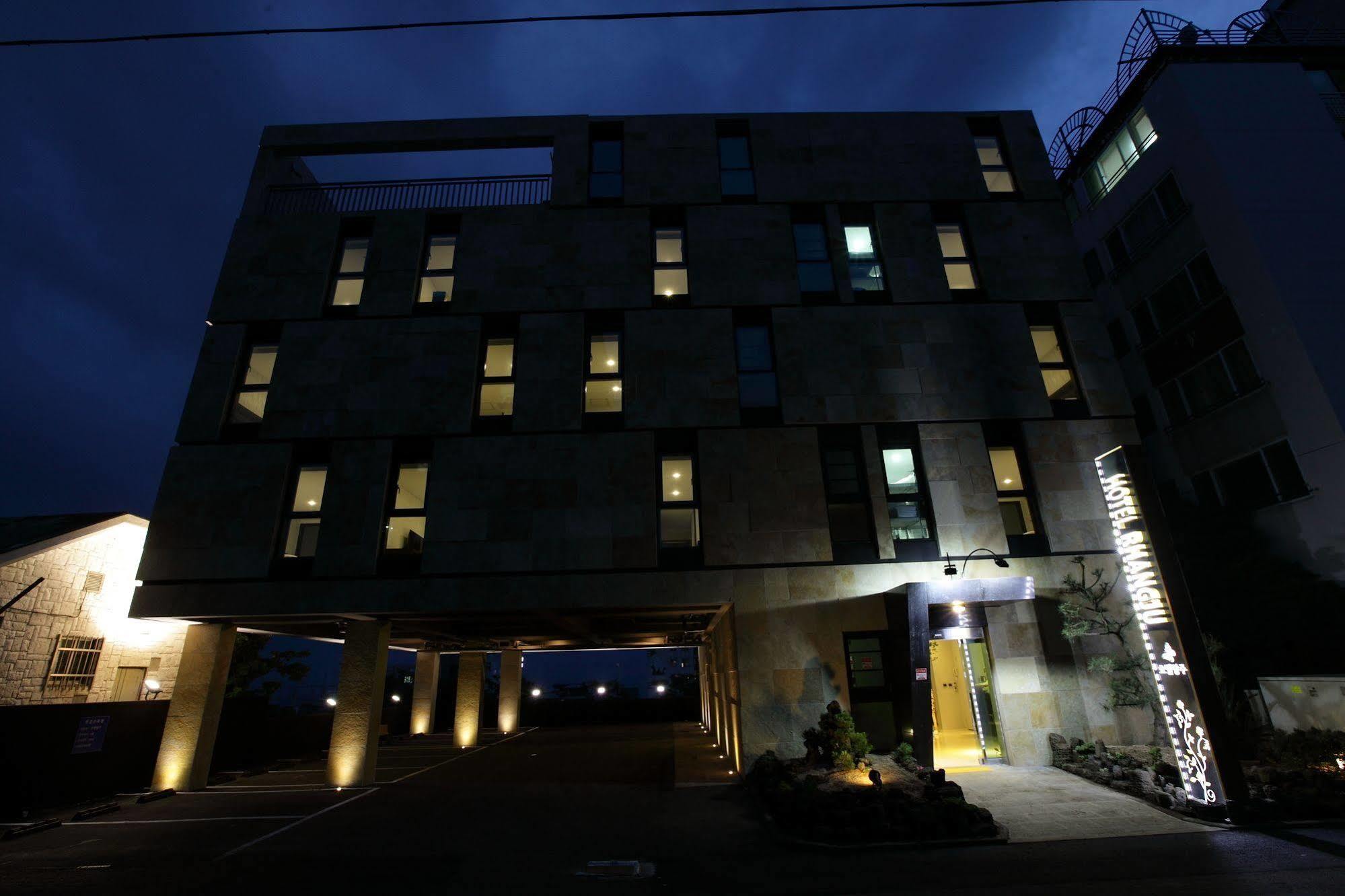 Hotel Rhangju Seogwipo Bagian luar foto